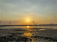 赢创达成2025年业绩指引，并确认2026年收益展望  